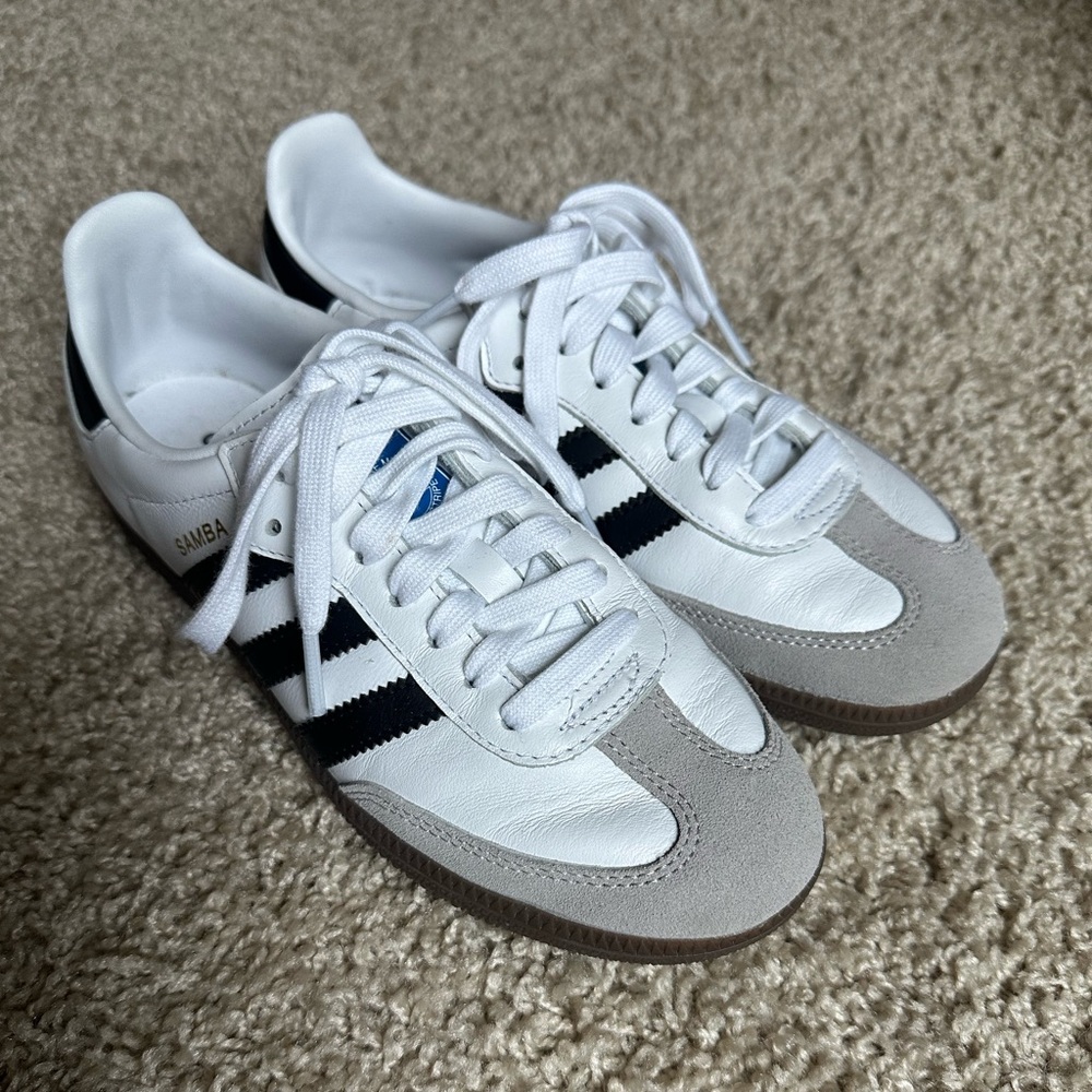 Womens White Adidas Sambas